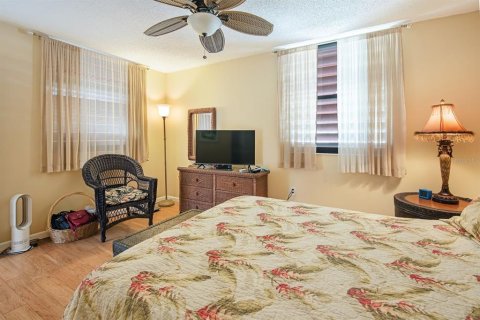 Condo in Bradenton, Florida, 2 bedrooms  № 1679961 - photo 26