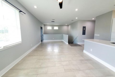 Appartement à louer à Tampa, Floride: 3 chambres, 129.23 m2 № 2385876 - photo 5