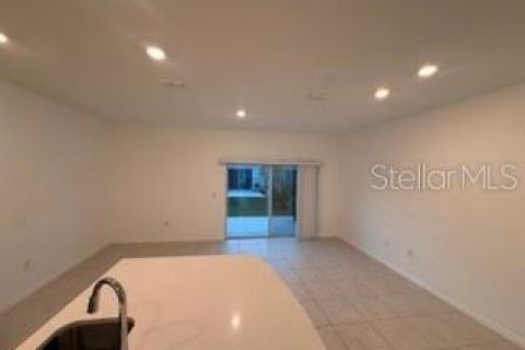 Adosado en venta en Davenport, Florida, 3 dormitorios, 130.71 m2 № 2238738 - foto 8
