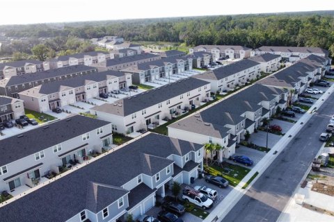 Adosado en venta en Davenport, Florida, 3 dormitorios, 130.71 m2 № 2238738 - foto 4