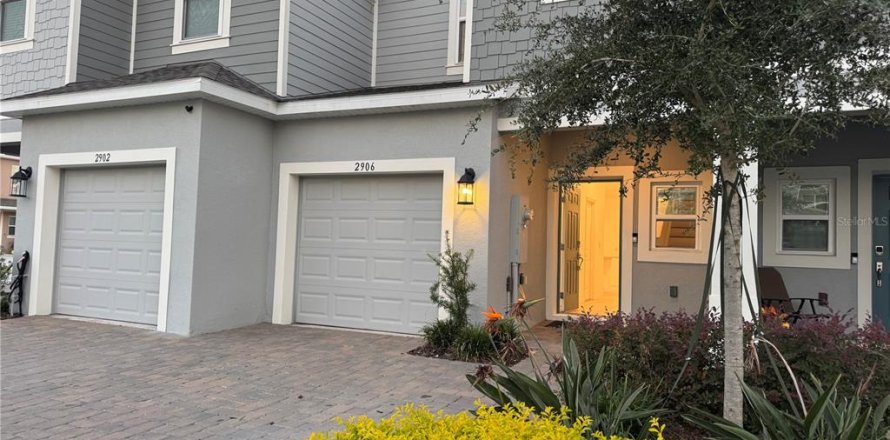 Adosado en Davenport, Florida 3 dormitorios, 130.71 m2 № 2238738