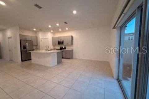 Adosado en venta en Davenport, Florida, 3 dormitorios, 130.71 m2 № 2238738 - foto 7