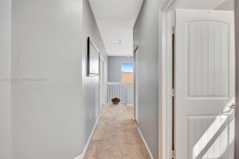 Casa en venta en Homestead, Florida, 5 dormitorios, 235.41 m2 № 2428171 - foto 26