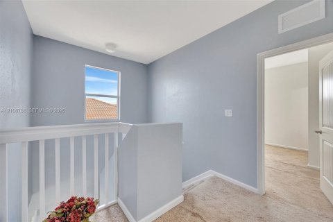 Casa en venta en Homestead, Florida, 5 dormitorios, 235.41 m2 № 2428171 - foto 21