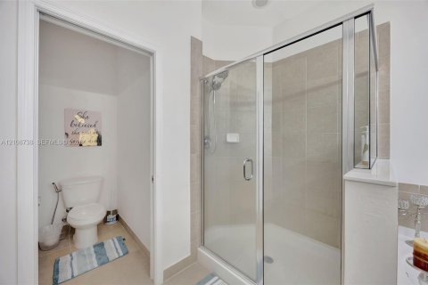 Casa en venta en Homestead, Florida, 5 dormitorios, 235.41 m2 № 2428171 - foto 20