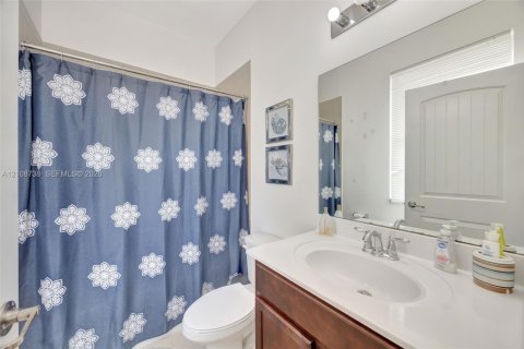 Casa en venta en Homestead, Florida, 5 dormitorios, 235.41 m2 № 2428171 - foto 24