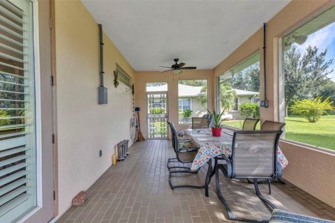 Villa ou maison à vendre à Punta Gorda, Floride: 3 chambres, 185.62 m2 № 1903550 - photo 19