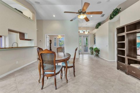 Villa ou maison à vendre à Punta Gorda, Floride: 3 chambres, 185.62 m2 № 1903550 - photo 11