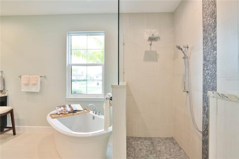 House in Sarasota, Florida 3 bedrooms, 266.82 sq.m. № 2233206 - photo 20