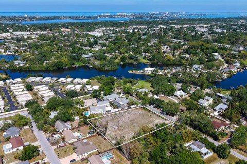 House in Sarasota, Florida 3 bedrooms, 266.82 sq.m. № 2233206 - photo 24