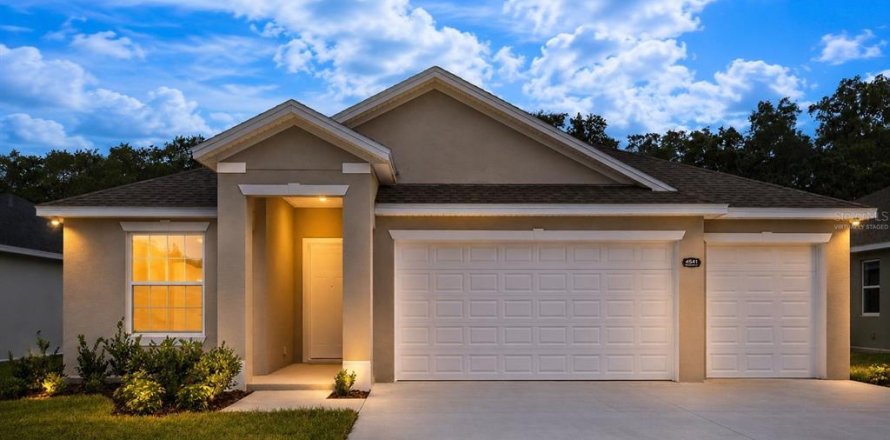 House in Mulberry, Florida 3 bedrooms, 204.38 sq.m. № 2200053