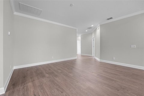 House in Mulberry, Florida 3 bedrooms, 204.38 sq.m. № 2200053 - photo 9