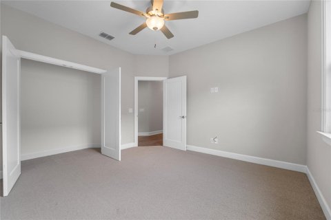 House in Mulberry, Florida 3 bedrooms, 204.38 sq.m. № 2200053 - photo 26