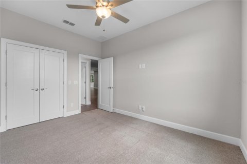 House in Mulberry, Florida 3 bedrooms, 204.38 sq.m. № 2200053 - photo 28