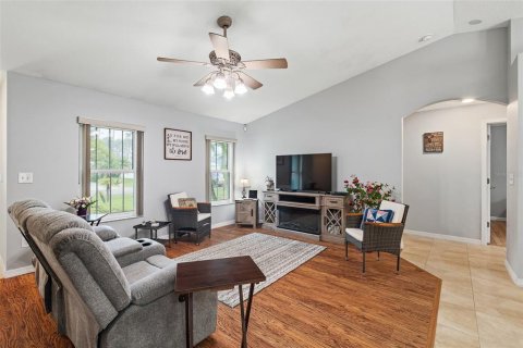 House in Palm Coast, Florida 3 bedrooms, 138.42 sq.m. № 1919656 - photo 6