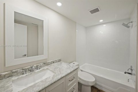 Copropriété à louer à Miami, Floride: 2 chambres, 102.38 m2 № 2043185 - photo 17