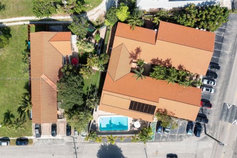Apartamento en alquiler en Fort Lauderdale, Florida, 1 dormitorio, 57.6 m2 № 1943881 - foto 11