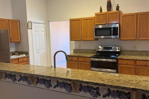 House in Winter Garden, Florida 4 bedrooms, 236.44 sq.m. № 2394358 - photo 8