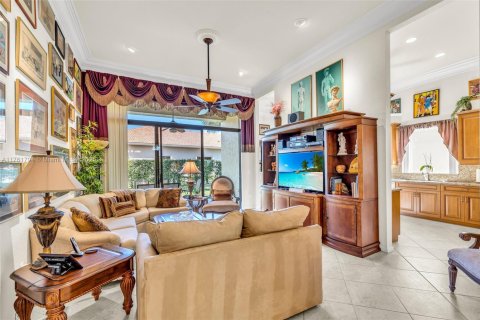 House in Boynton Beach, Florida 3 bedrooms, 178.28 sq.m. № 1701111 - photo 11
