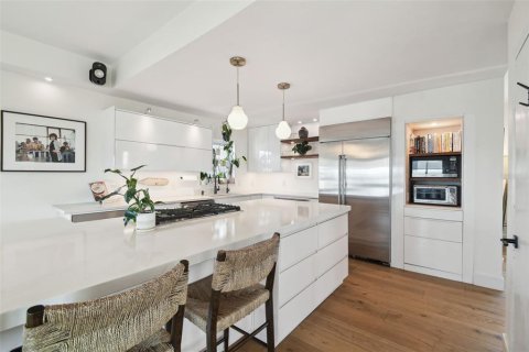 Casa en venta en Tarpon Springs, Florida, 4 dormitorios, 236.34 m2 № 1910262 - foto 24