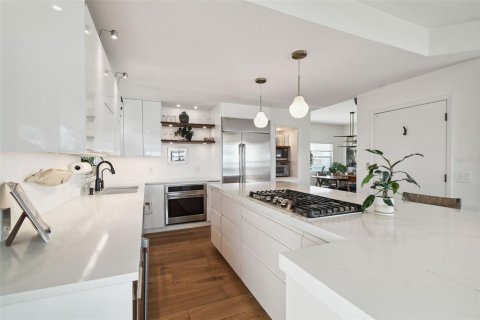 Casa en venta en Tarpon Springs, Florida, 4 dormitorios, 236.34 m2 № 1910262 - foto 21