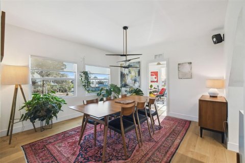 Casa en venta en Tarpon Springs, Florida, 4 dormitorios, 236.34 m2 № 1910262 - foto 29