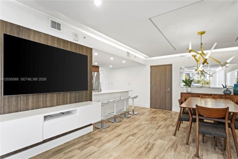 Купить кондоминиум в Бей-Харбор-Айлендс, Флорида 3 спальни, 121.24м2, № 2154357 - фото 8