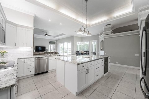 Villa ou maison à vendre à Lakeland, Floride: 4 chambres, 311.87 m2 № 2312839 - photo 6