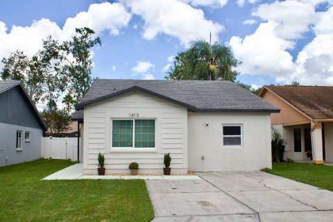 House in Lakeland, Florida 3 bedrooms, 135.54 sq.m. № 2358889