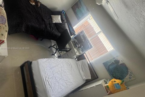 Купить виллу или дом в Майами, Флорида 4 спальни, 136.38м2, № 1967383 - фото 20