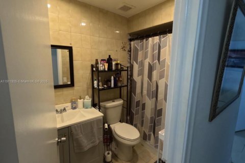 Купить виллу или дом в Майами, Флорида 4 спальни, 136.38м2, № 1967383 - фото 24