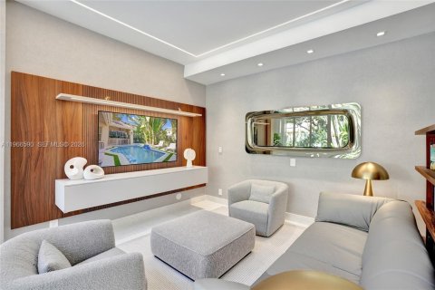 Снять в аренду виллу или дом в Авентура, Флорида 3 спальни, 260.13м2, № 2081322 - фото 8