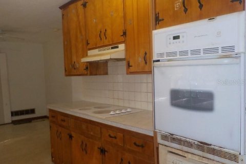 House in Ocala, Florida 4 bedrooms, 166.67 sq.m. № 1810523 - photo 4