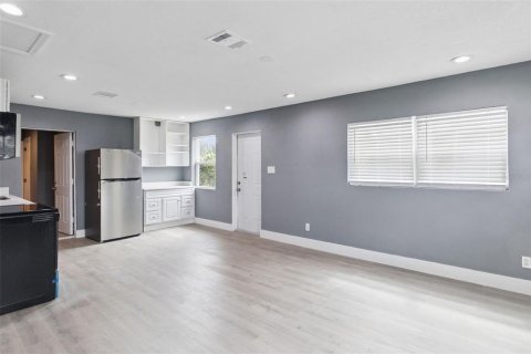 Купить виллу или дом в Мелборн, Флорида 3 комнаты, 204.85м2, № 2144897 - фото 10