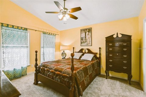 House in Palm Harbor, Florida 4 bedrooms, 311.59 sq.m. № 2304732 - photo 28