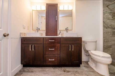 Copropriété à louer à Lauderdale-by-the-Sea, Floride: 1 chambre, 100.33 m2 № 2171046 - photo 22