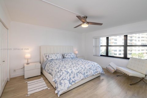 Copropriété à louer à Lauderdale-by-the-Sea, Floride: 1 chambre, 100.33 m2 № 2171046 - photo 19