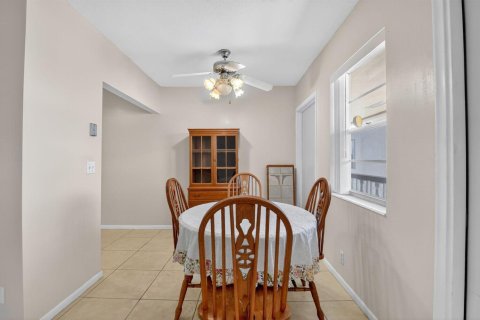 Copropriété à vendre à West Palm Beach, Floride: 2 chambres, 76.09 m2 № 2181103 - photo 6
