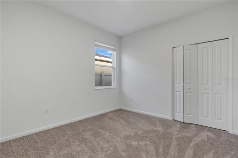 Villa ou maison à louer à Winter Haven, Floride: 4 chambres, 195.93 m2 № 2401036 - photo 12