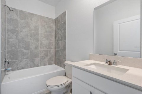 Villa ou maison à louer à Winter Haven, Floride: 4 chambres, 195.93 m2 № 2401036 - photo 15