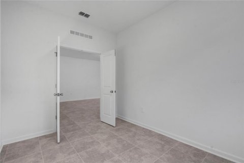 Villa ou maison à louer à Winter Haven, Floride: 4 chambres, 195.93 m2 № 2401036 - photo 19
