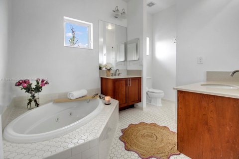Townhouse in Fort Lauderdale, Florida 3 bedrooms, 183.67 sq.m. № 1938802 - photo 21