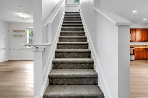 Townhouse in Fort Lauderdale, Florida 3 bedrooms, 183.67 sq.m. № 1938802 - photo 30