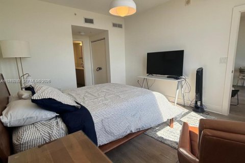 Снять в аренду квартиру в Корал-Гейблс, Флорида 2 спальни, 100.71м2, № 2079367 - фото 3