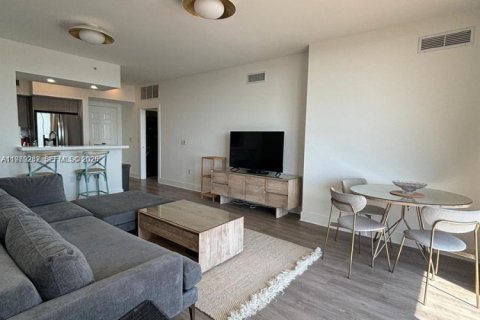 Снять в аренду квартиру в Корал-Гейблс, Флорида 2 спальни, 100.71м2, № 2079367 - фото 9