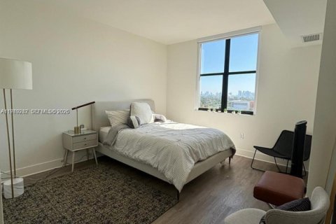 Снять в аренду квартиру в Корал-Гейблс, Флорида 2 спальни, 100.71м2, № 2079367 - фото 16