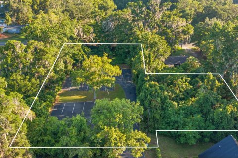 Commercial property in Ocala, Florida № 2168265