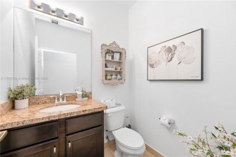 Adosado en venta en Pembroke Pines, Florida, 3 dormitorios, 162.11 m2 № 1710131 - foto 15