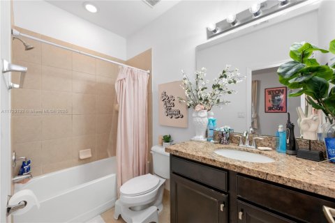 Adosado en venta en Pembroke Pines, Florida, 3 dormitorios, 162.11 m2 № 1710131 - foto 22