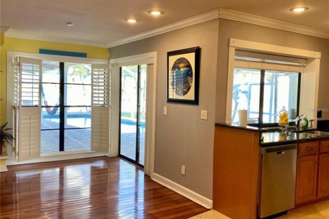 Casa en alquiler en Apollo Beach, Florida, 3 dormitorios, 183.85 m2 № 1899469 - foto 4